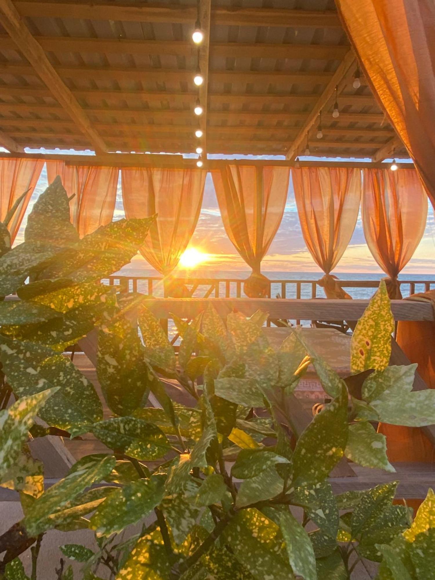 Guest House Orange Kobuleti Exterior photo